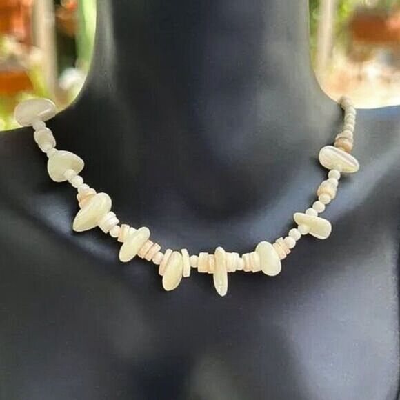 Vintage Jewelry - Vintage Natural Mother of Pearl Bead Surfer Necklace